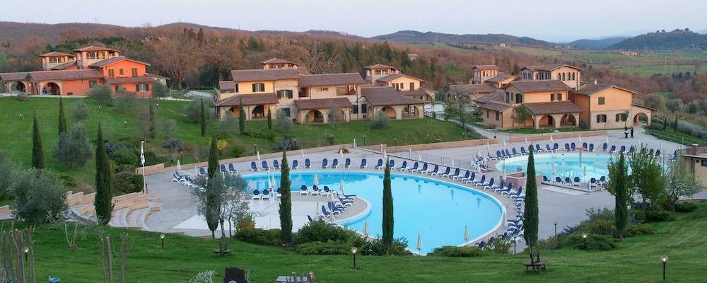 Pian Dei Mucini Resort Le Ville Massa Marittima Exterior photo